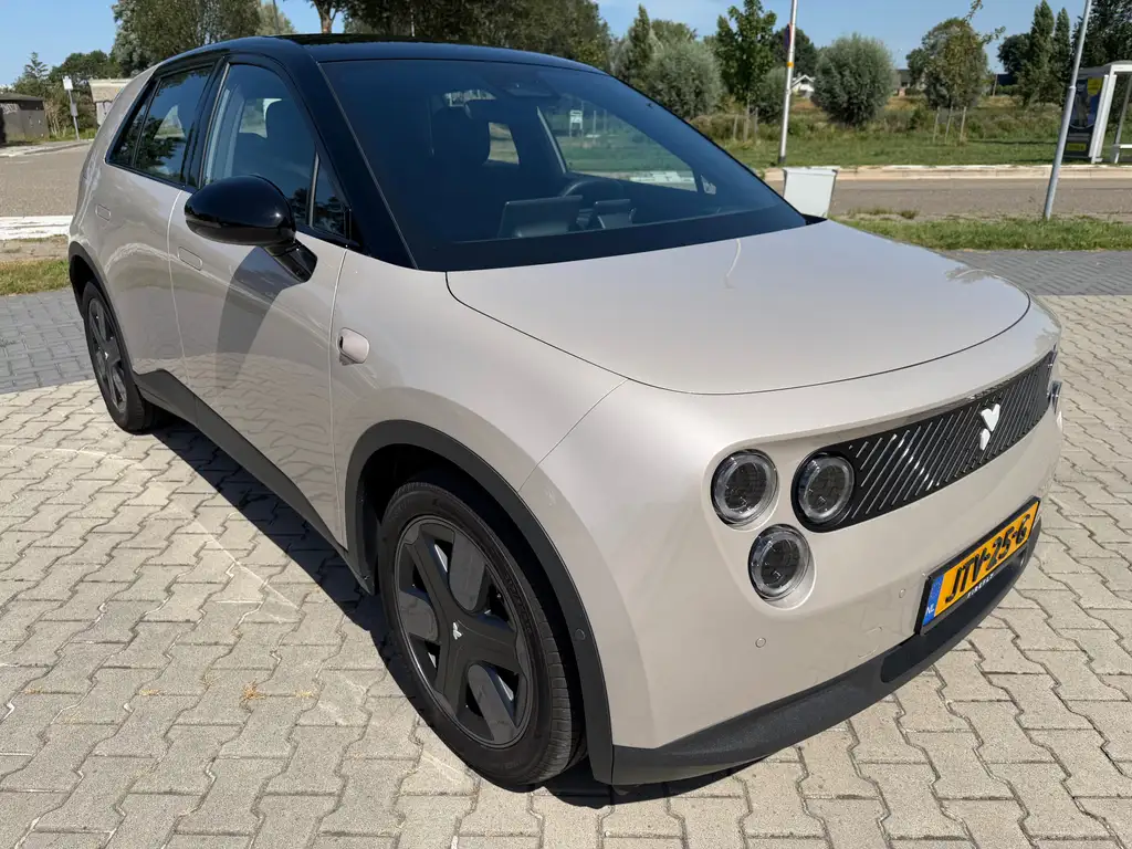 firefly firefly NIO firefly first edt. 41.2 kWh