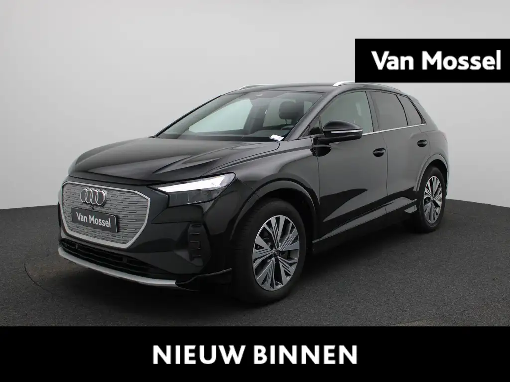 Audi Q4 e-tron 40 Advanced 77 kWh 204 PK | Automaat | Navigatie |