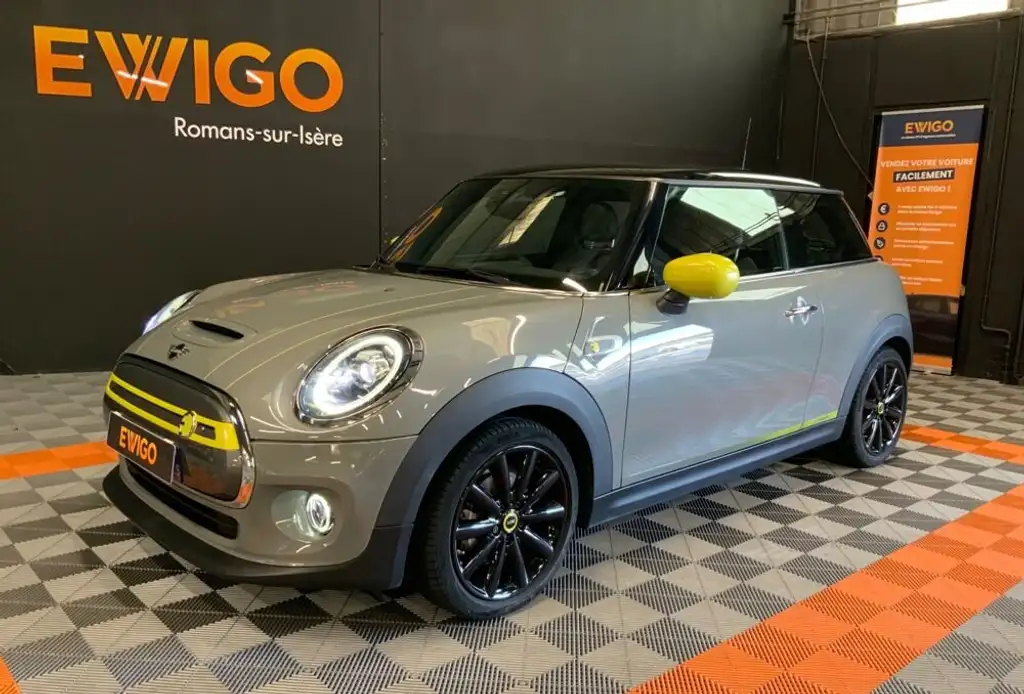 MINI Cooper COUPE