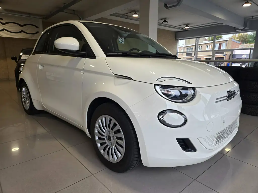 Fiat 500e Icon 42 KW / 118 CH ELECTRIQUE GROSSE BATTERIE