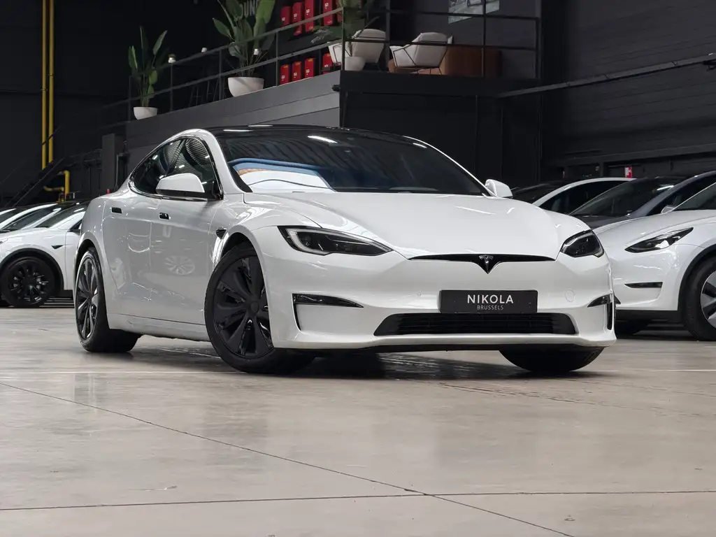 Tesla Model S PLAID - 1020 HP - 0 to 100km/h in 2.1 SECONDS - PREMIUM PERFORMANCE MODEL - TOW HOOK
