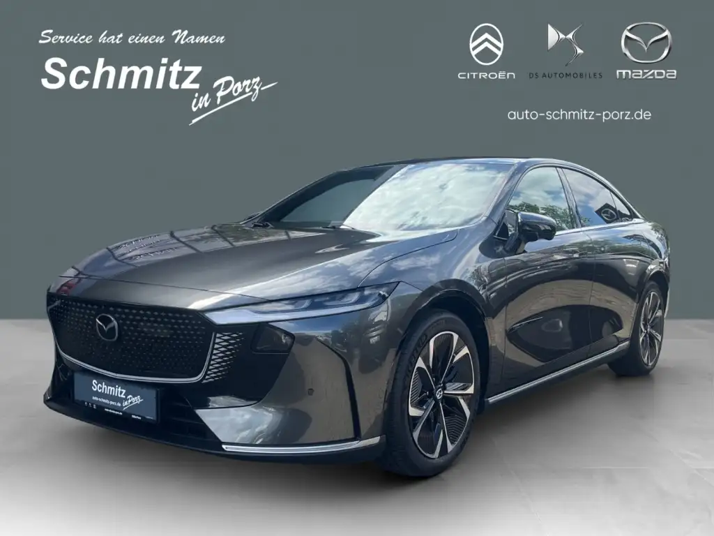 Mazda 6 Takumi HUD Panorama Digitales Cockpit Soundsystem
