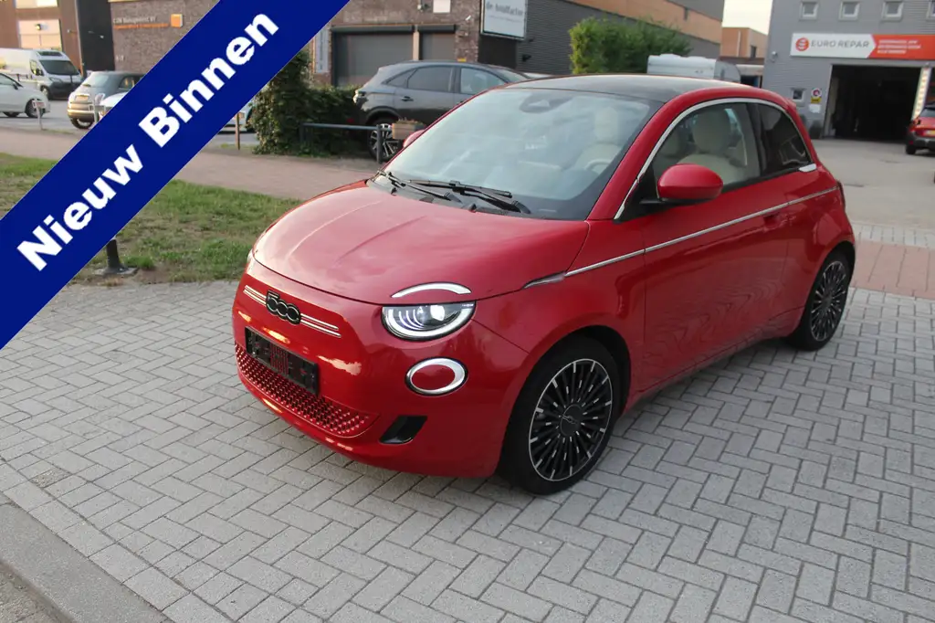 Fiat 500e La Prima 42 kWh Pano-Clima-Cruise-Led-Navi-Leder-C