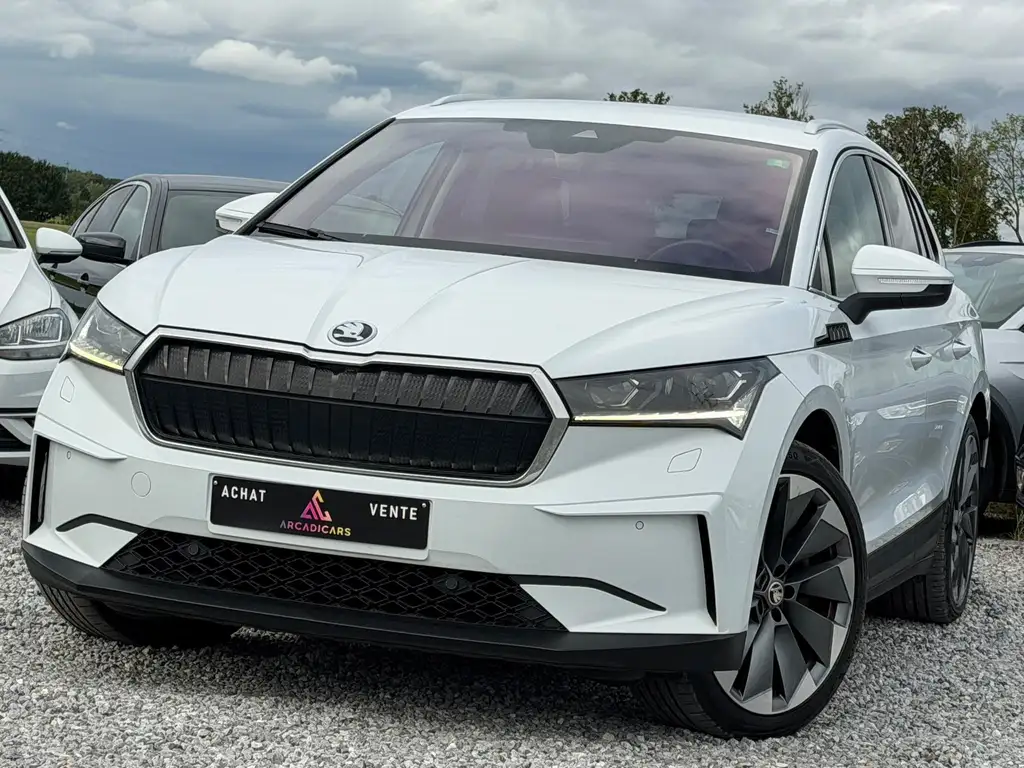 Skoda Enyaq iV 82 kWh – 204 CH – FULL ÉLECTRIQUE – CUIR – CAMÉRA – SIÈGES ÉLECTRIQUES À MÉMOIRE – FULL OPTIONS