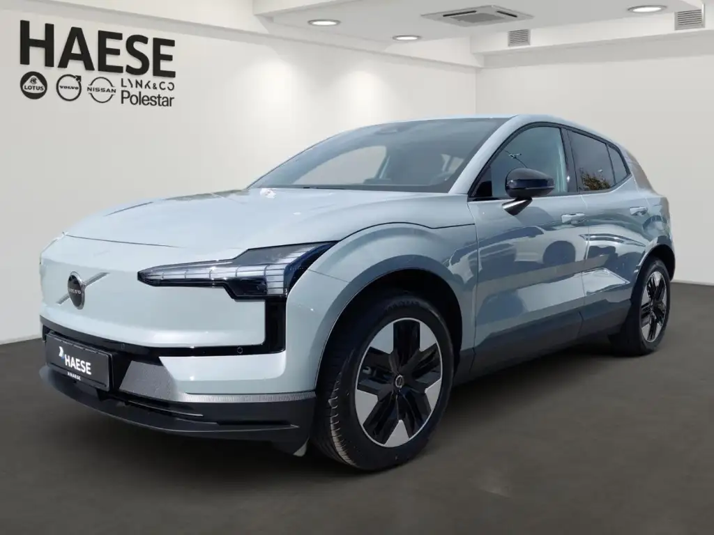 Volvo EX30 Plus 2WD Pure Electric Navi Sitzheizung Soundsyste