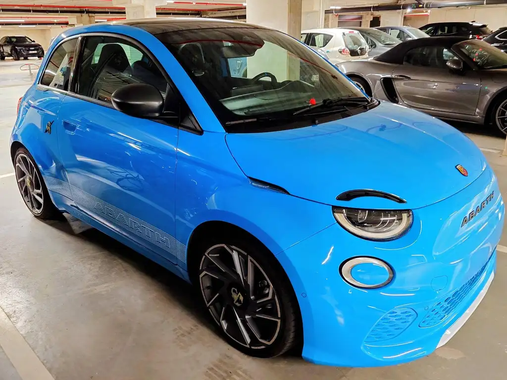 Abarth 500e e-500 42 kWh Scorpionissima Scorpionissima