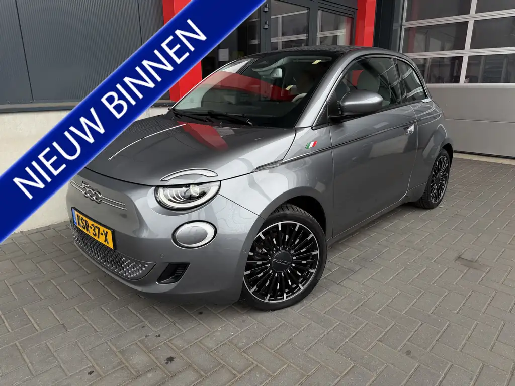 Fiat 500e La Prima 42 kWh Cabrio 1 VON 500 uitvoering| Stoel