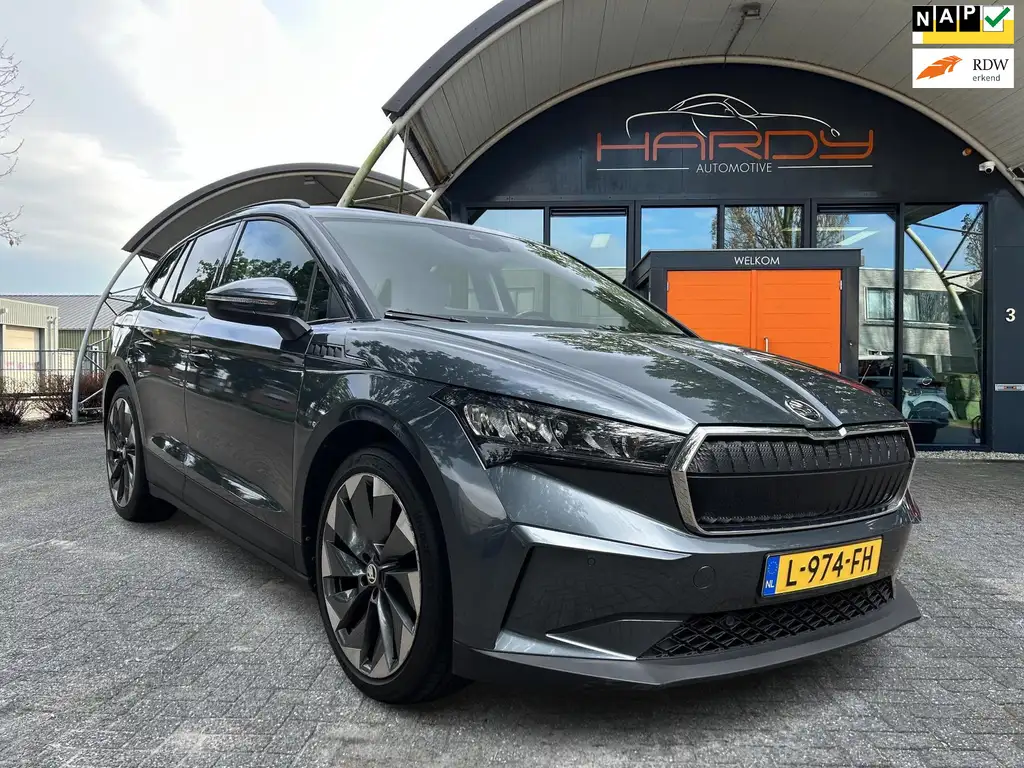 Skoda Enyaq iV 60 Panoramadak Stoelverw Trekhaak NL Auto 1e EI