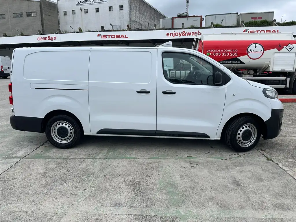 Peugeot e-Expert