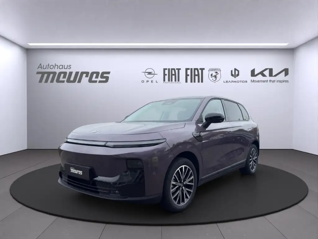 Leapmotor Sonstige 160kW BEV Design Pro Max Waermepumpe Navi Panorama