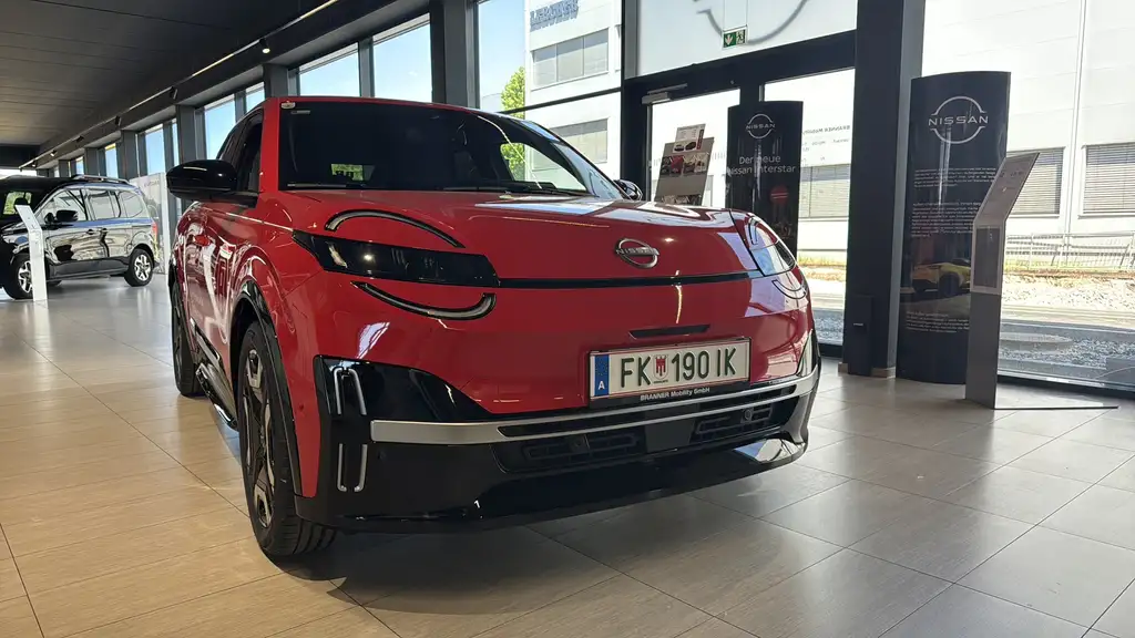 Nissan Micra Advance 40 kWh 18" Iconic