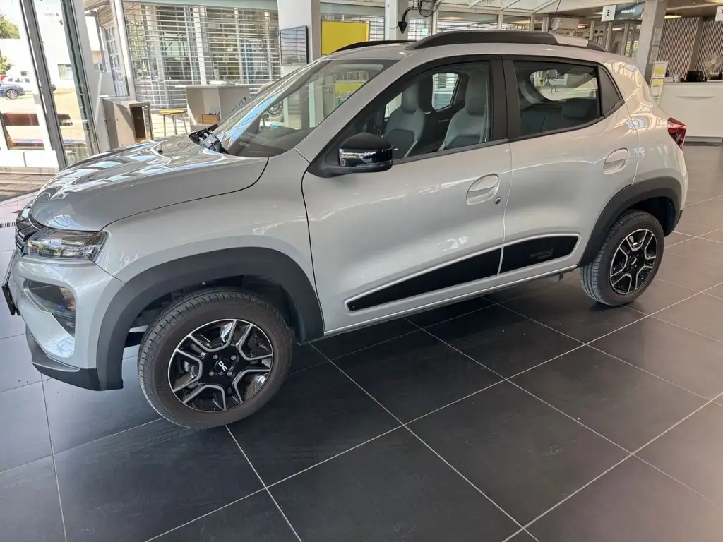Dacia Spring Electric  mit CCS-Lader und Kamera