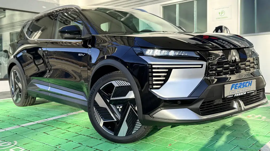 Mitsubishi Eclipse Cross Diamant TOP BEV Automatik mit Audiosystem Navi und Freisprecheinrichtung, 20" Leichtmetallräder, Park-Hilfe 360° uvm...
