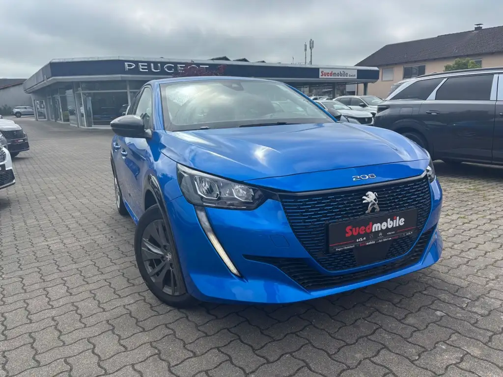Peugeot e-208 Elektromotor 136 Allure+