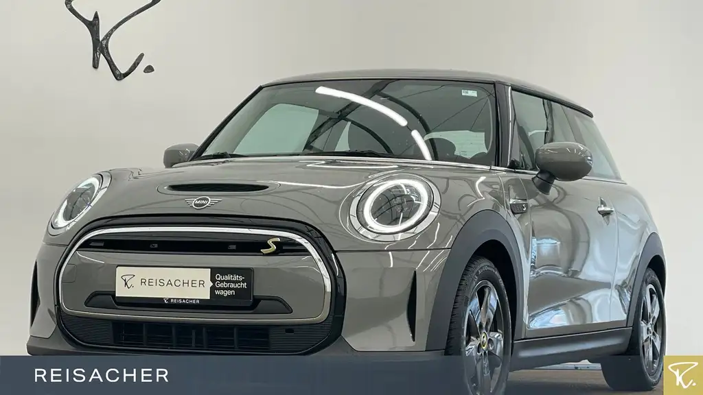 MINI Cooper SE A Essential-Trim Navi PDC LED SHZ 16"