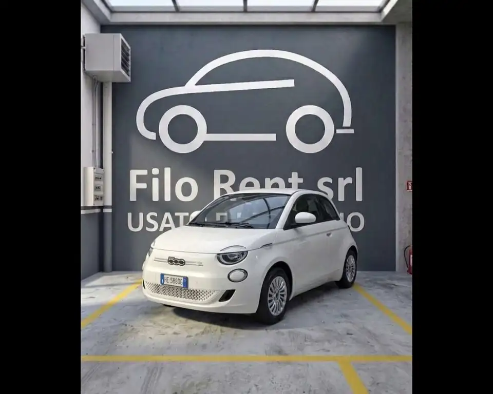 Fiat 500e 42 kWh  Entry Pack Tech