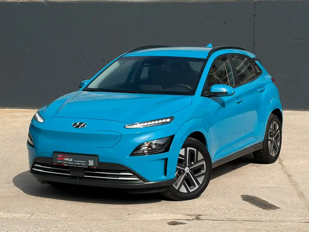 Hyundai KONA KONA E Select SHZ ACC PDC LKA Navi WiFi CarPlay