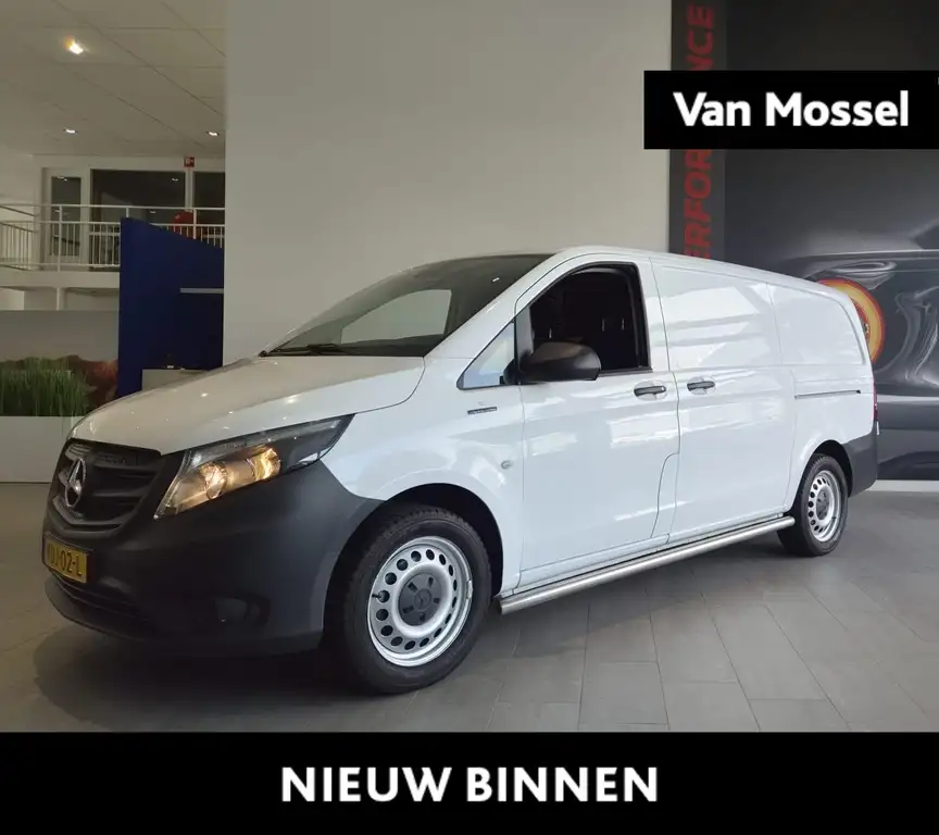 Mercedes-Benz Vito eVito Lang 41 kWh | 116 PK | TREKHAAK | 3-ZITS | D