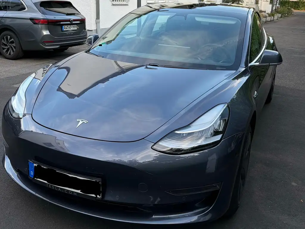 Tesla Model 3 Model 3 Allradantrieb Dual Motor