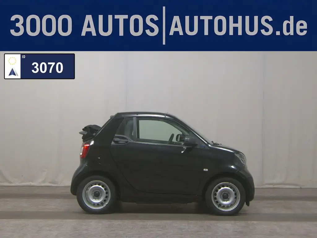 smart forTwo EQ Cabrio Leder Tempomat KLIMAAUT RADIO TEMPO