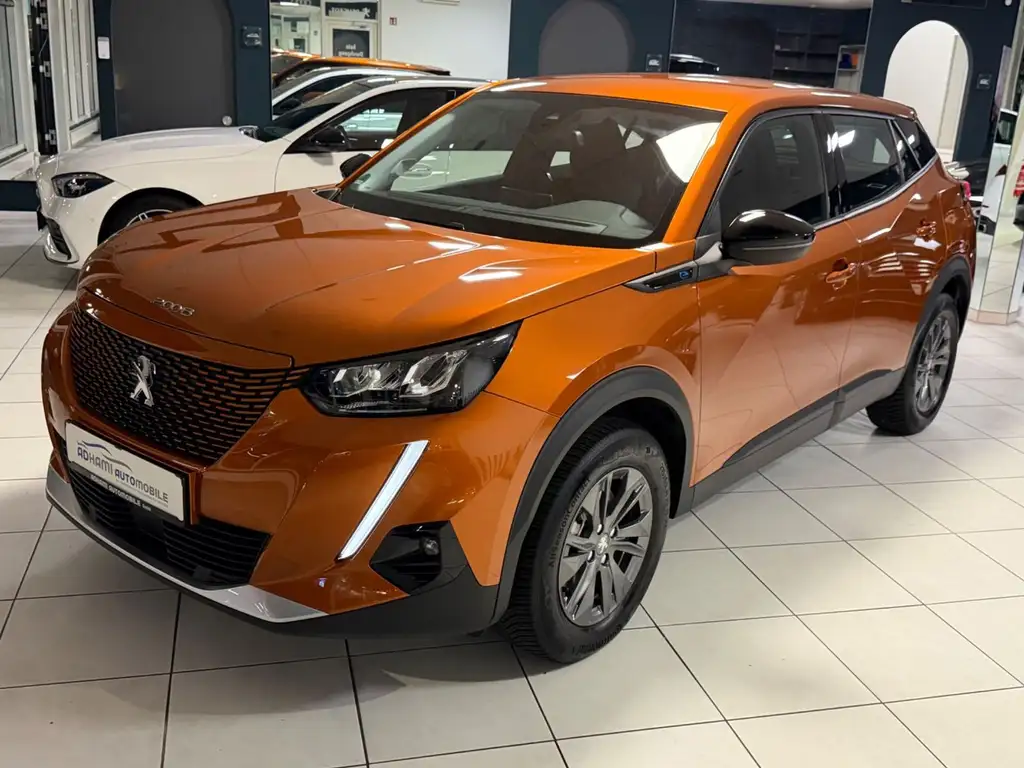 Peugeot e-2008 LED SHZ KLIMA WÄRMEPUMPE CARPLAY