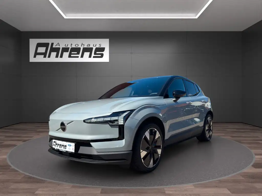 Volvo EX30 Plus AWD Performance