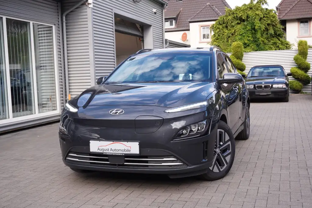 Hyundai KONA KONA Prime Glas 204Ps Navi Lenk+SH ACC TotWi HUD