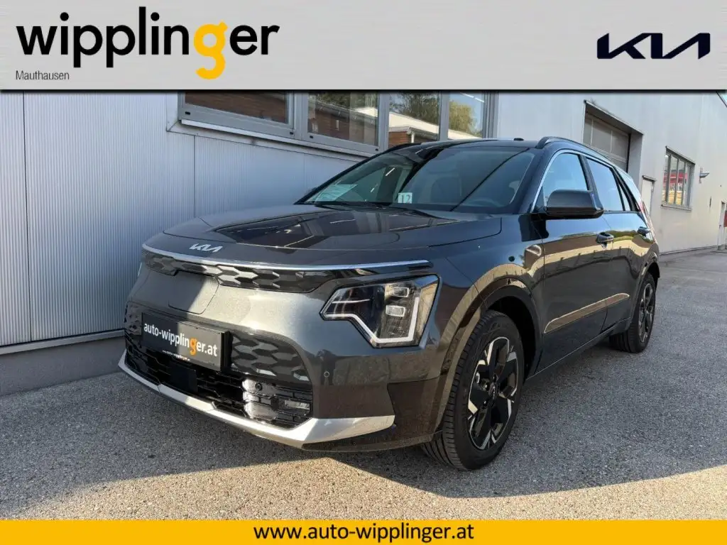 Kia e-Niro NIROEV GOLD E-MOTOR 64,8KWH AT 204 CR SD LP. € 47.