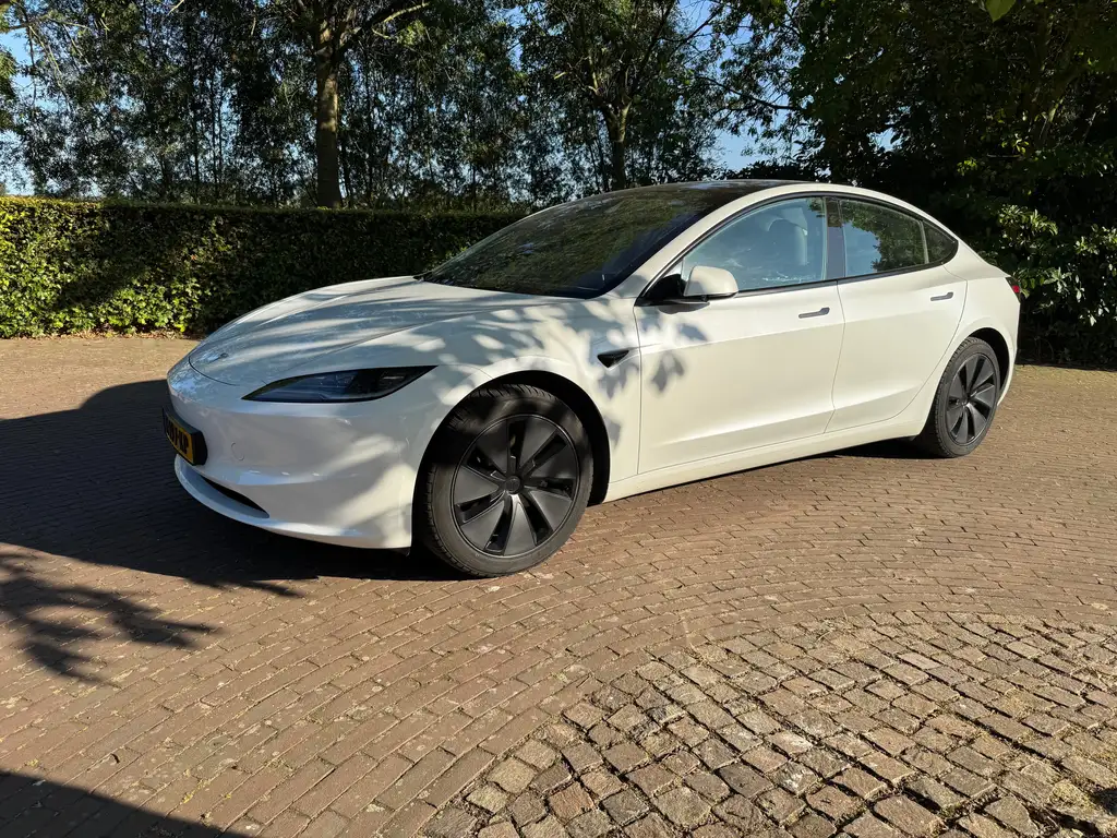 Tesla Model 3 Model 3 RWD 60 kWh
