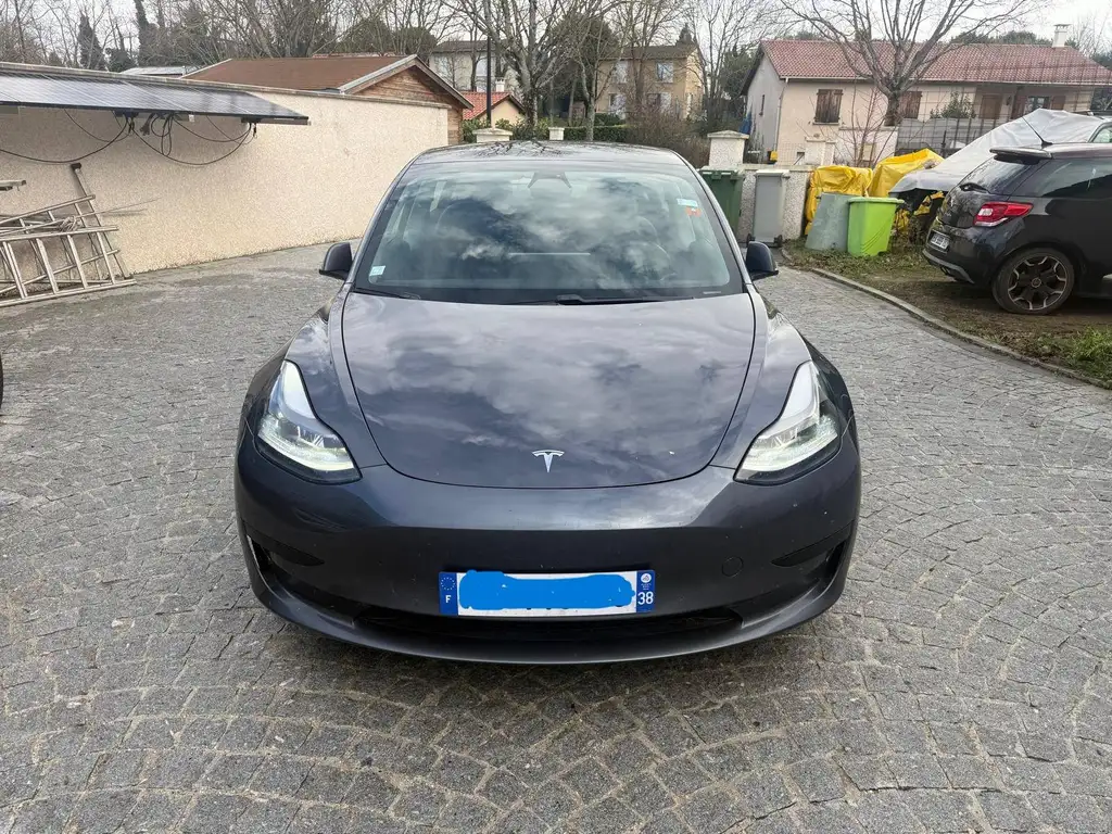 Tesla Model 3 MODEL 3 Standard Range Plus RWD