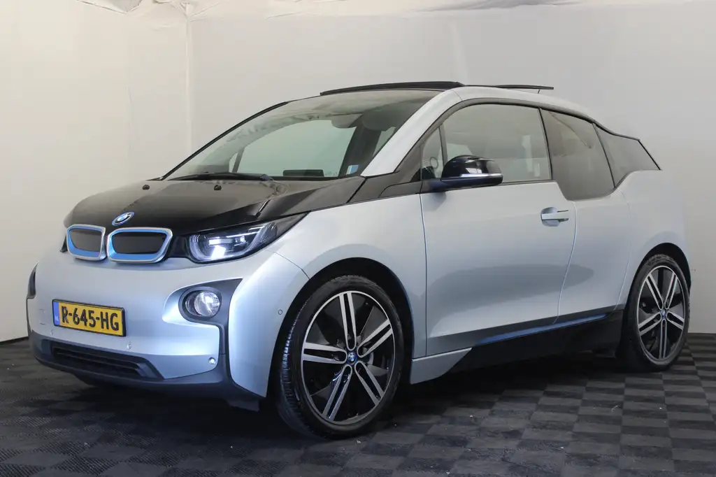 BMW i3 Basis Comfort Advance 22 kWh |Pano|Stoelverw.|