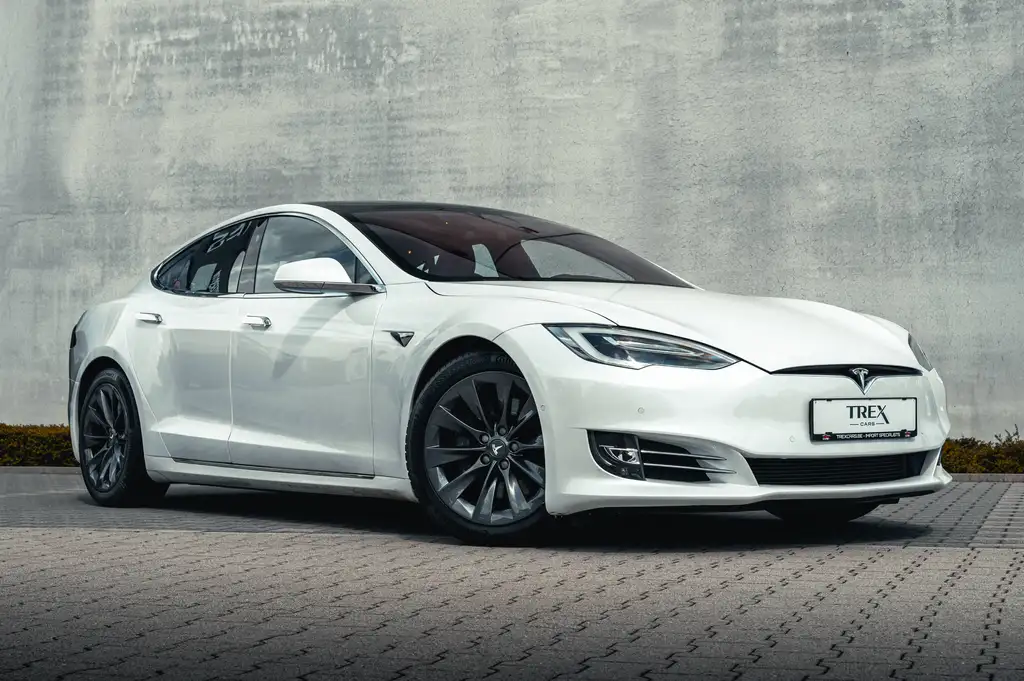 Tesla Model S 100 kWh Dual Motor AWD/ SOH 90% / Pano/ Sportzetels/ Camera/ ACC