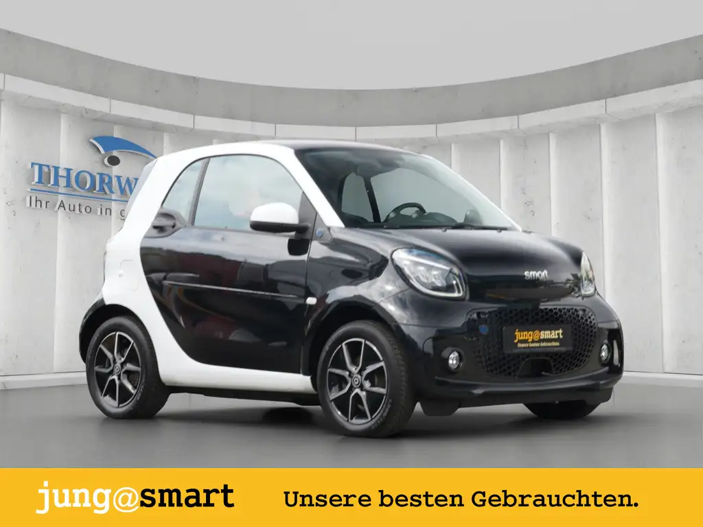 smart forTwo EQ fortwo 22 KW Panorama Navi LED Klima Bluetooth