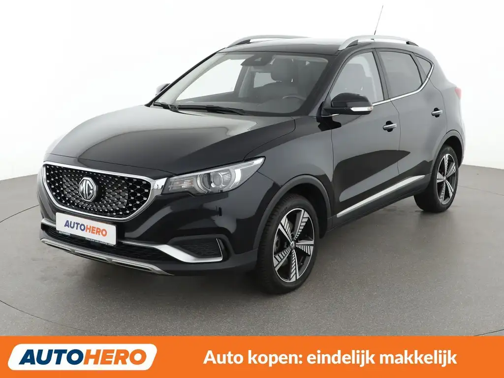 MG ZS EV electric drive 105 kW Luxury