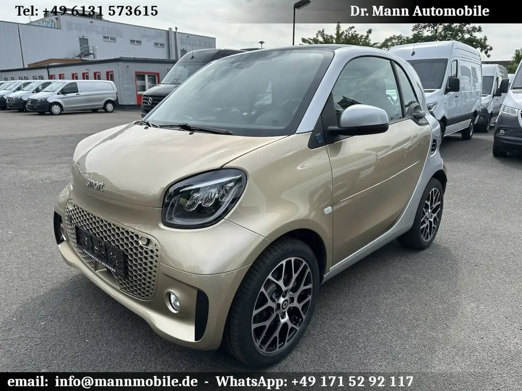 smart forTwo electric drive EQ Prime Glasdach LED