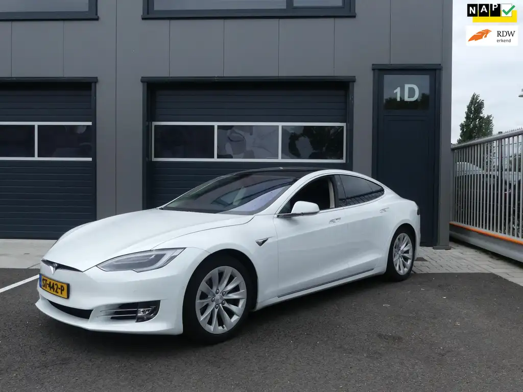 Tesla Model S 75D AWD Autopilot Navigatie Panoramdak Leder Xenon