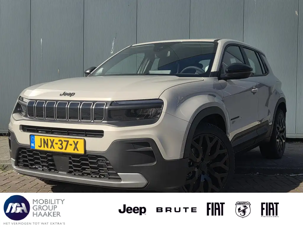 Jeep Avenger Altitude 54 kWh | 20'' Brute velgen | Apple-Androi