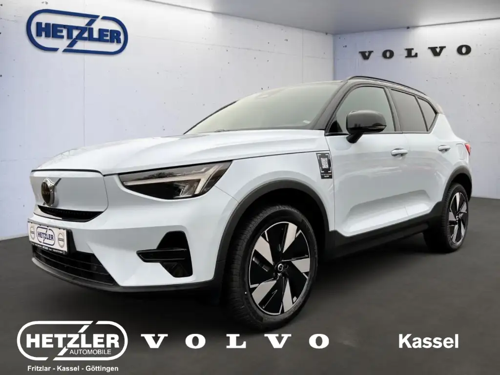 Volvo XC40 EX40 Plus Recharge Pure Electric AWD Twin DAB Rück