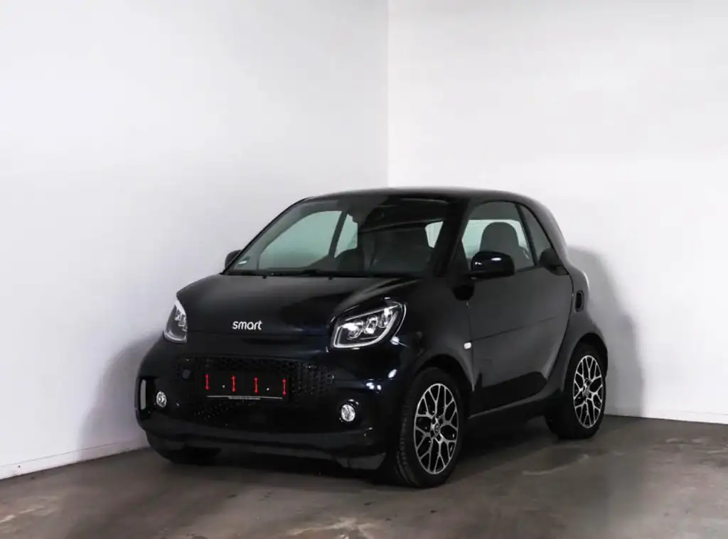 smart forTwo EQ prime EXCLUSIVE:PARKPLATZFINDMASCHINE!