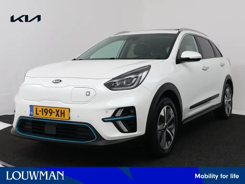 Kia e-Niro DynamicPlusLine 64 kWh | Schuif-Kanteldak | Stuur-