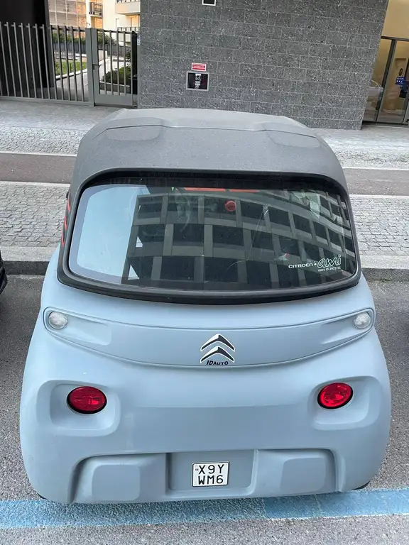 Citroen Ami Pack color orange