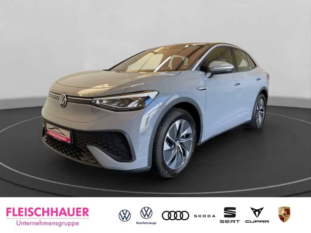 Volkswagen ID.5 Performance 82 kWh ACC LED Rückfahrkam. AHK Navi T