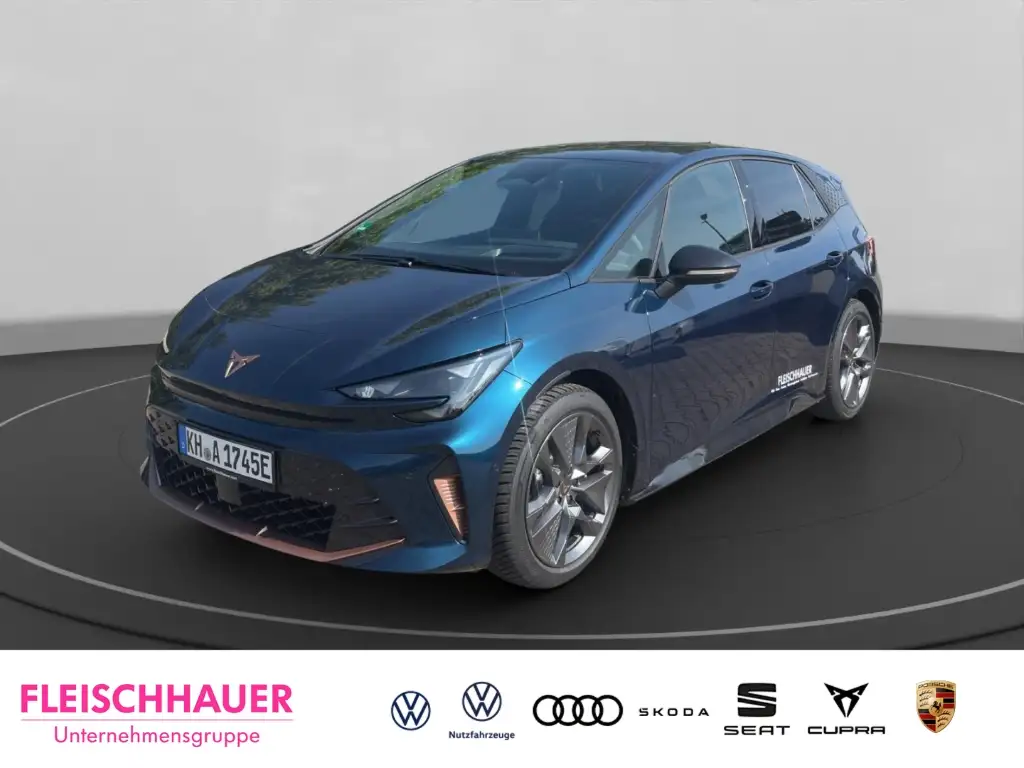 CUPRA Born DRIVE-Paket  Edge-Paket  Navigationssystem   Matri