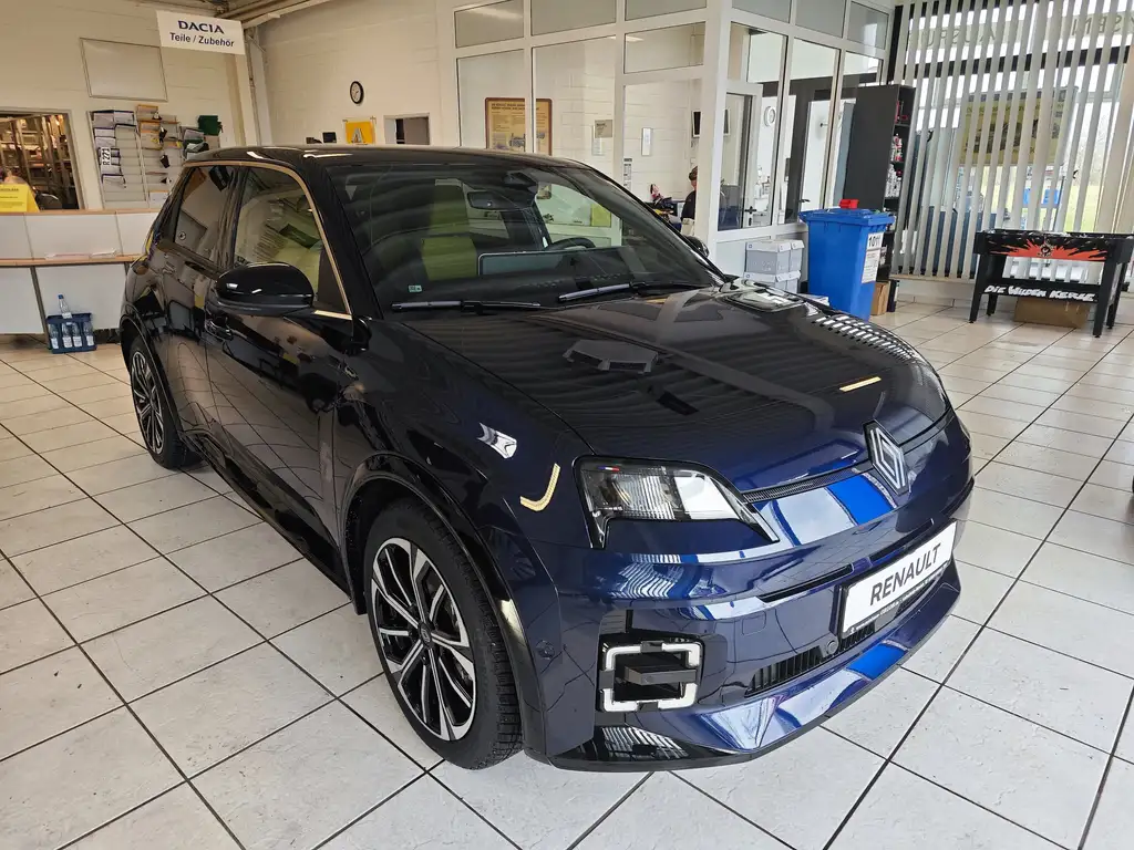 Renault R 5 E-Tech 100% electric Iconic Five 150 Comfort Range