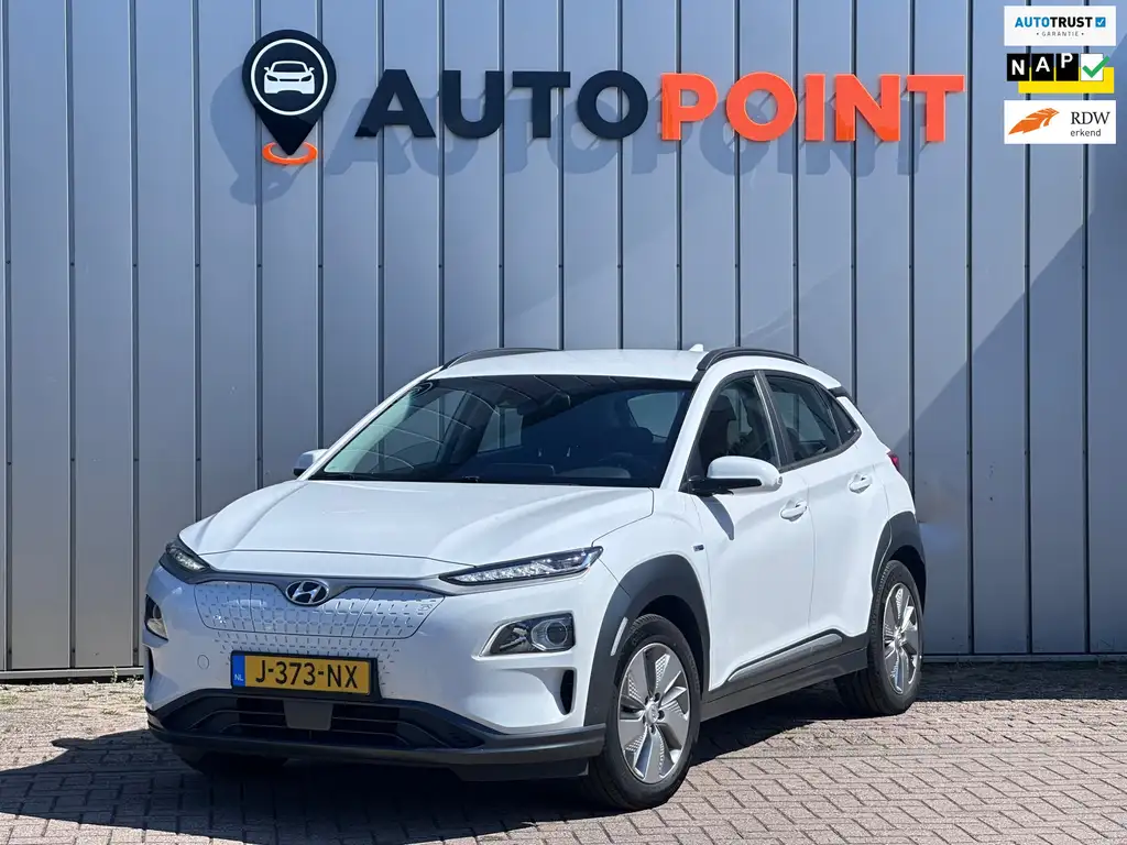 Hyundai KONA EV Comfort 64 kWh FASE 3 SOH 100% DEALER OND 1 EIG