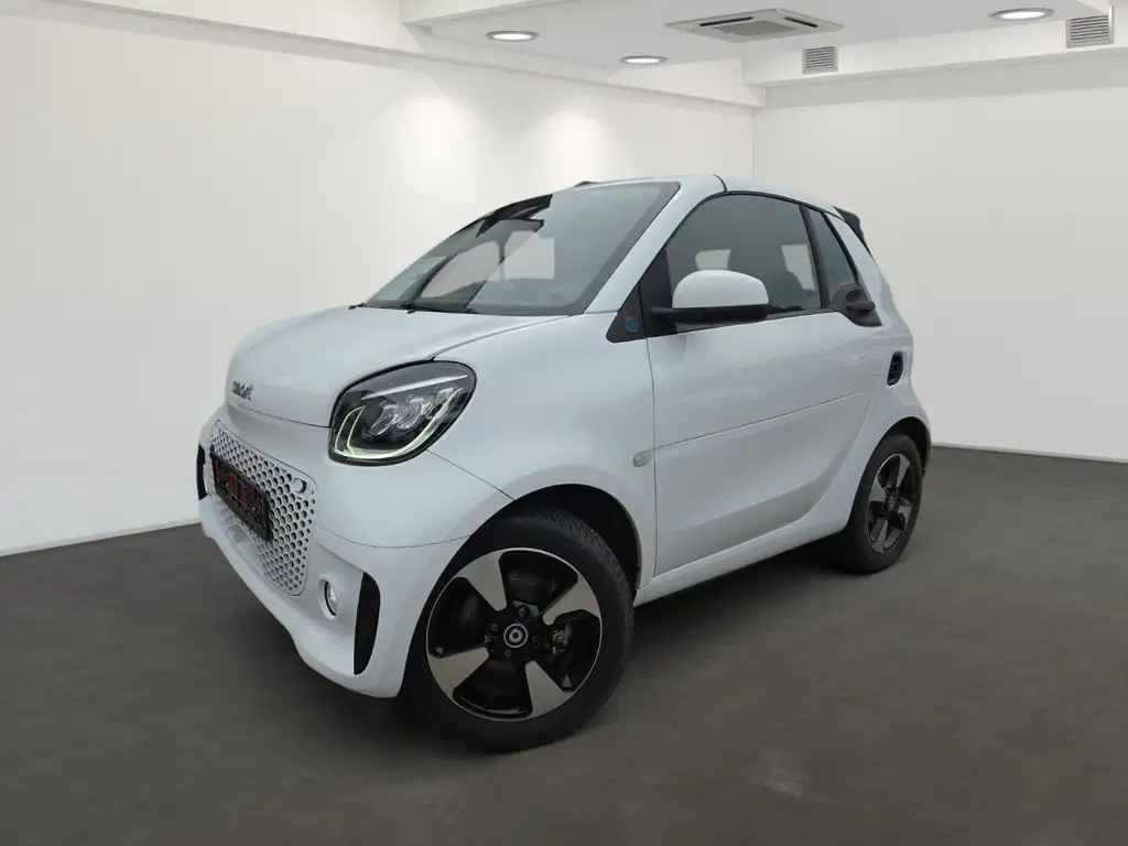 smart forTwo cabrio EQ EXCLUSIVE 3-PHASEN+LED+SITZHZG+NAVI+KAME