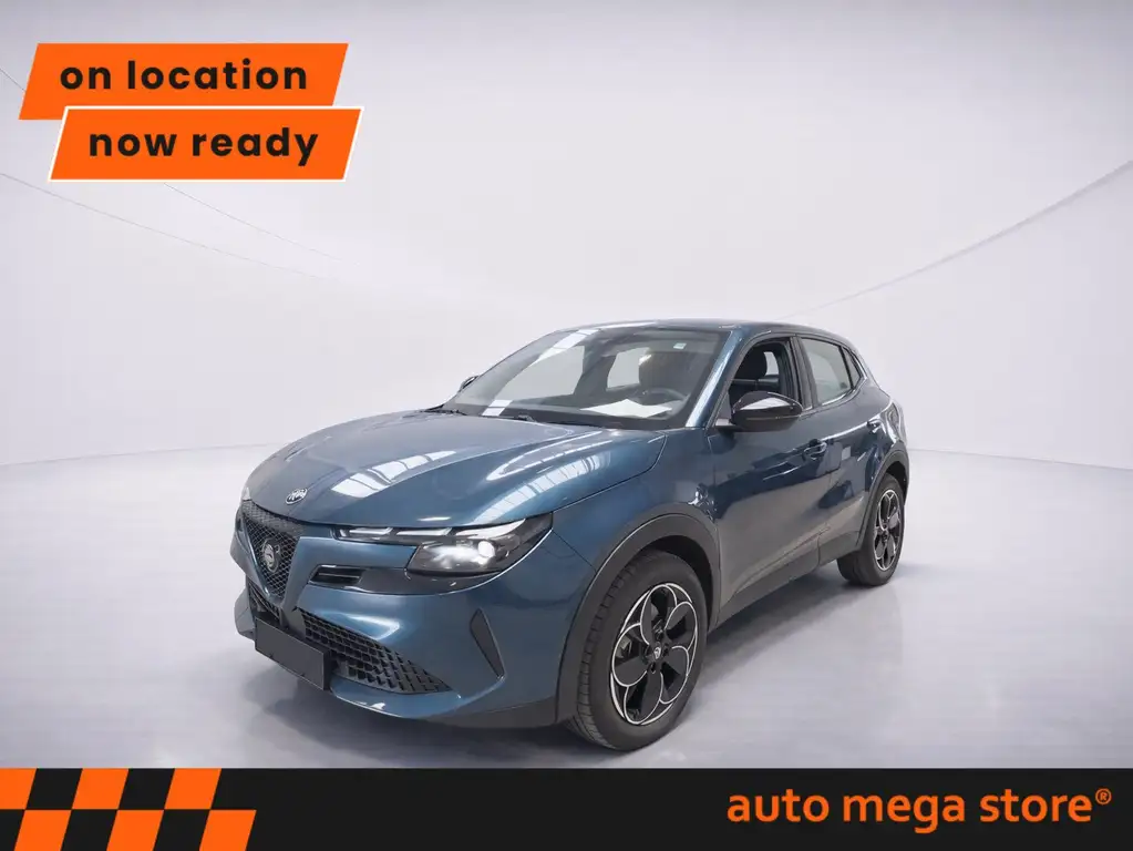 Alfa Romeo Junior Elettrica 54 kWh ACC/LED/PDC/Carplay