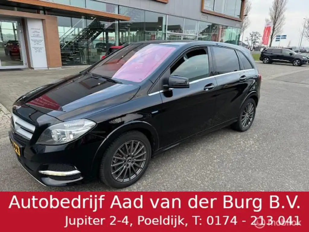 Mercedes-Benz B 250 e Business Solution Automaat , Hoge instap , Navig