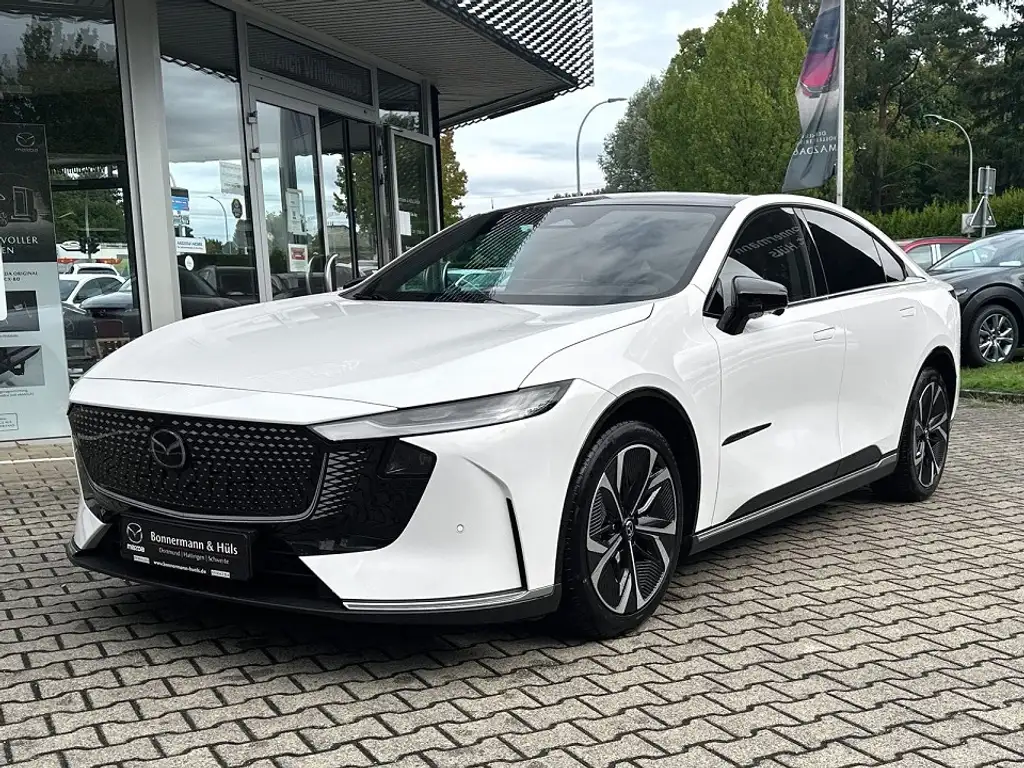 Mazda 6e EV Takumi