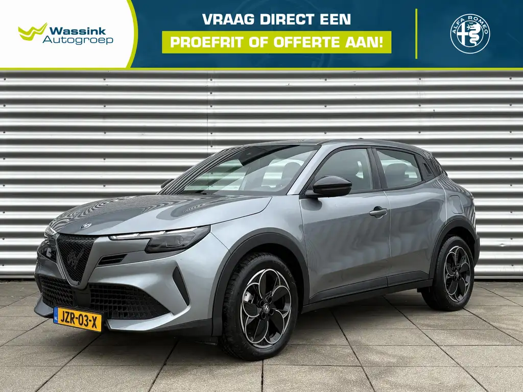 Alfa Romeo Junior Elettrica 54 kWh | LED | SOH 97% | lichtmetalen Ve